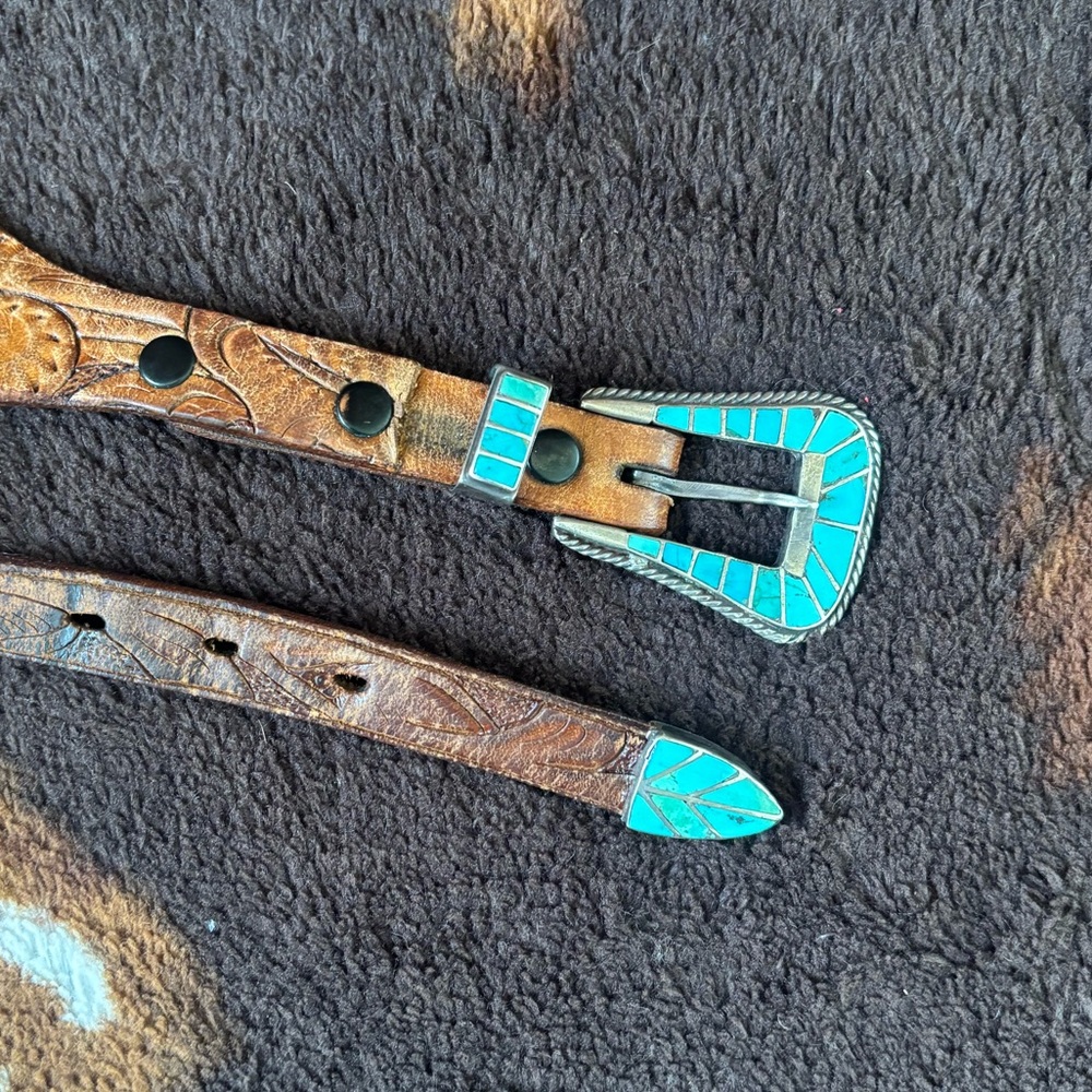 Vintage tooled H. Cronemeyer tooled belt with Zuni inlay ranger set - Picture 4 of 6